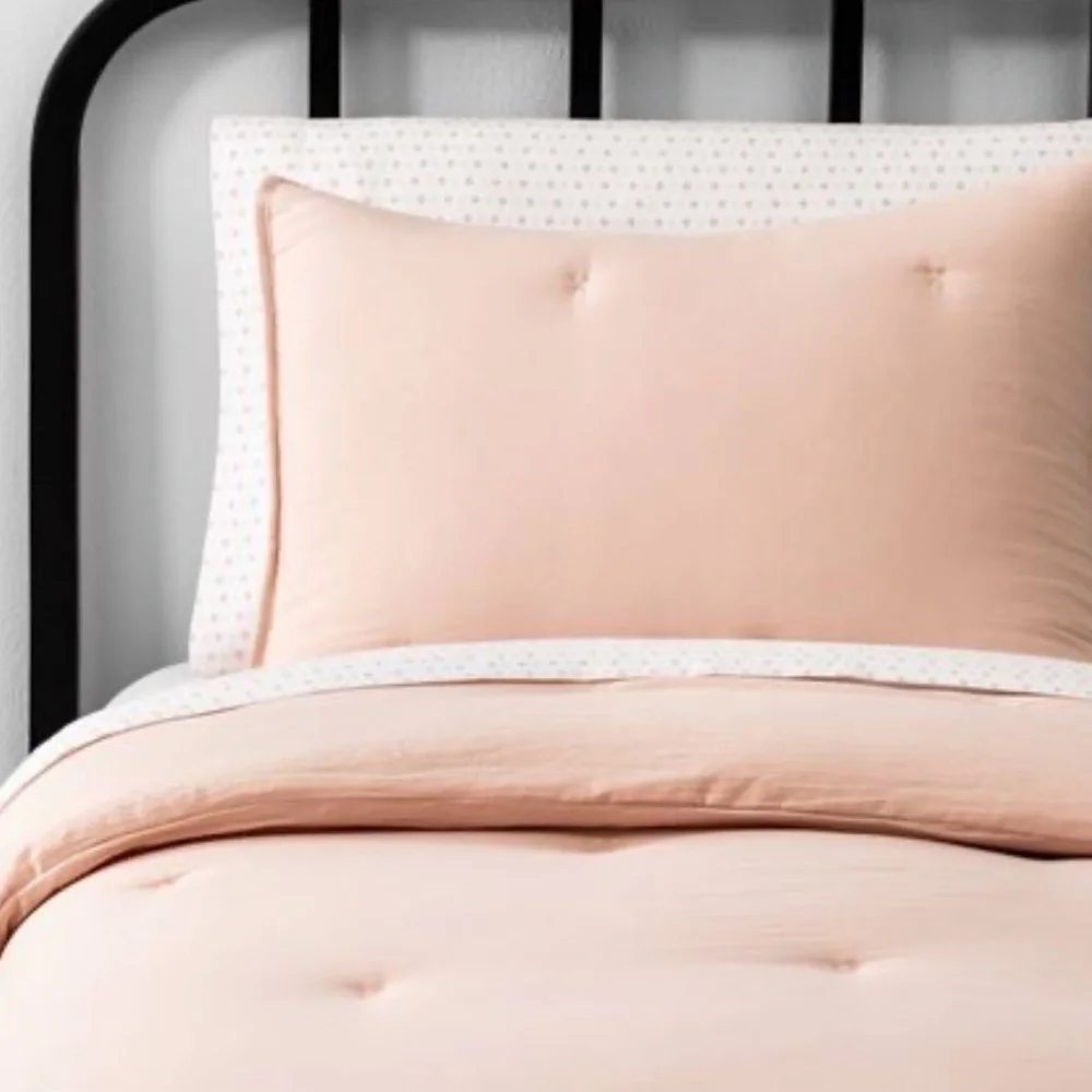 HEARTH & HAND NWT comforter set -spa peach -twin